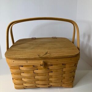 Vintage 1997 Longaberger Picnic Basket Wood Handles Hinge 12 x 12 x7" Flaw
